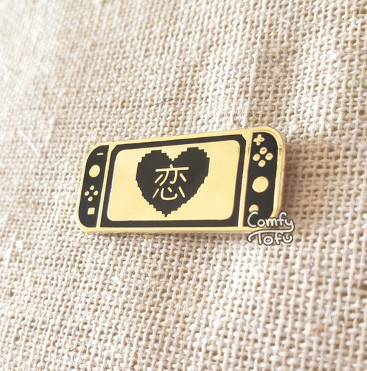 Console Pin